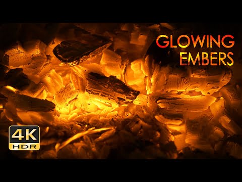 4K HDR 发光余烬营造的火焰微光现场——轻柔火焰噼啪声让人瞬间入眠——睡眠声音极致放松体验——壁炉放松沉浸感拉满——整整10小时无法自拔